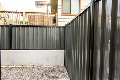 commercial fencing